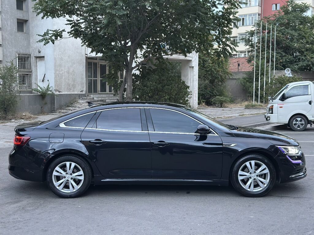 Renault SM6: 2017 г., 2 л, Автомат, Газ, Седан: фото 8