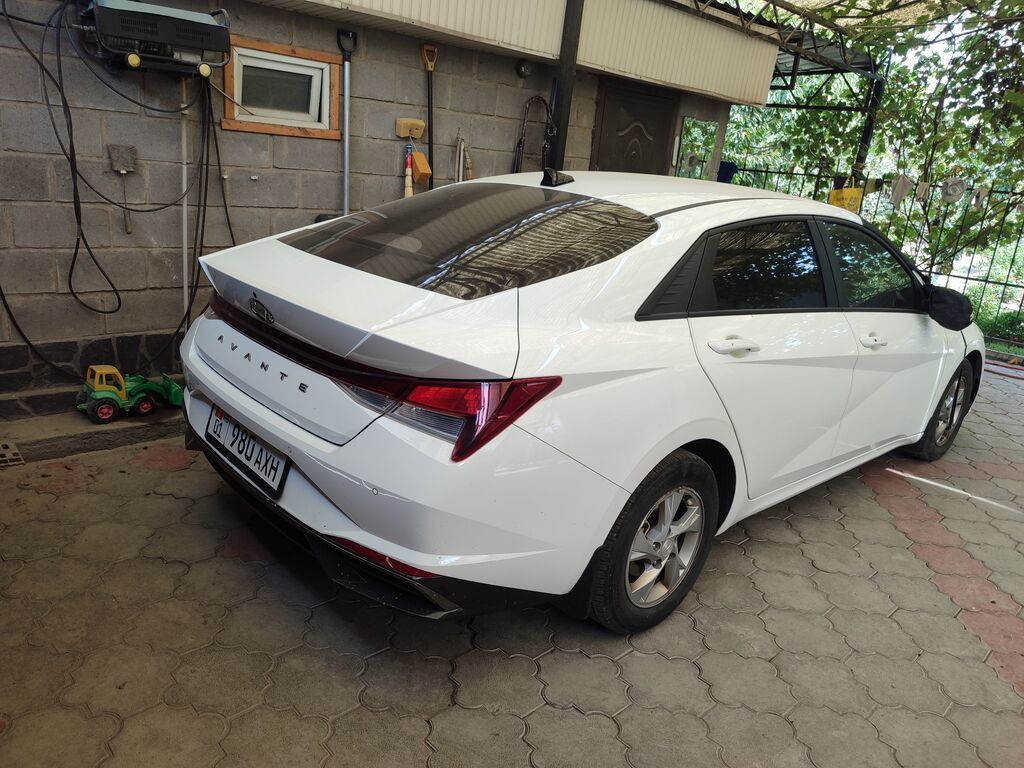 Hyundai Avante: 2022 г., 1.6 л, Автомат, Газ, Седан: фото 2