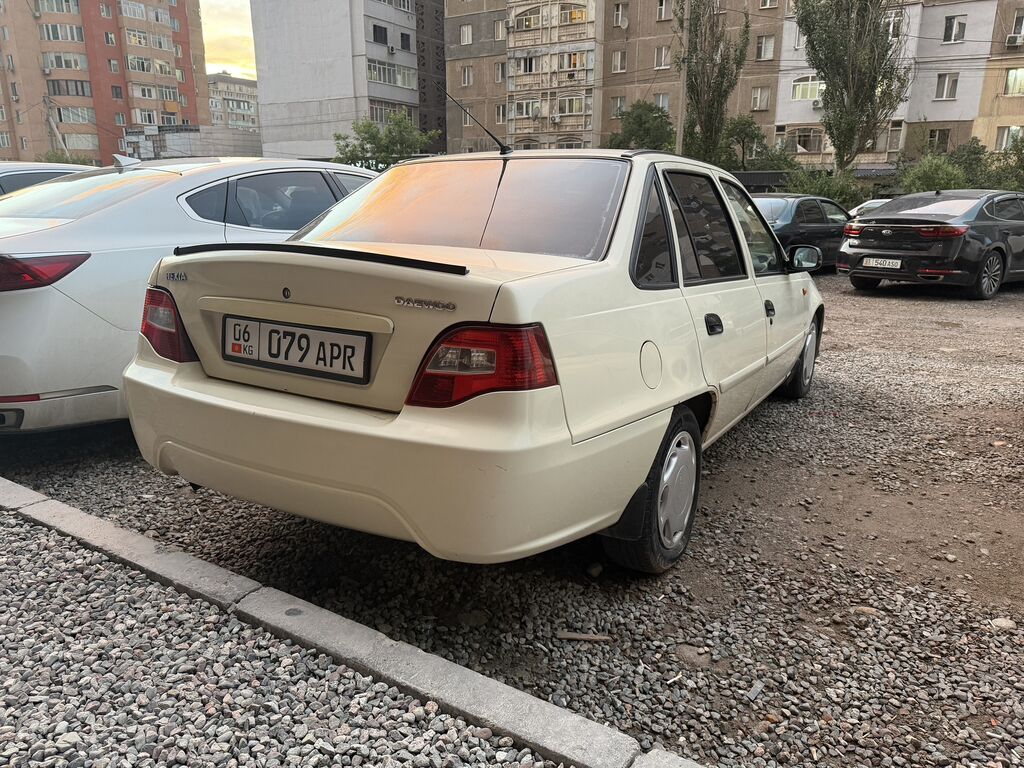 Daewoo Nexia: 2012 г., 1.5 л, Механика, Бензин, Седан: фото 4
