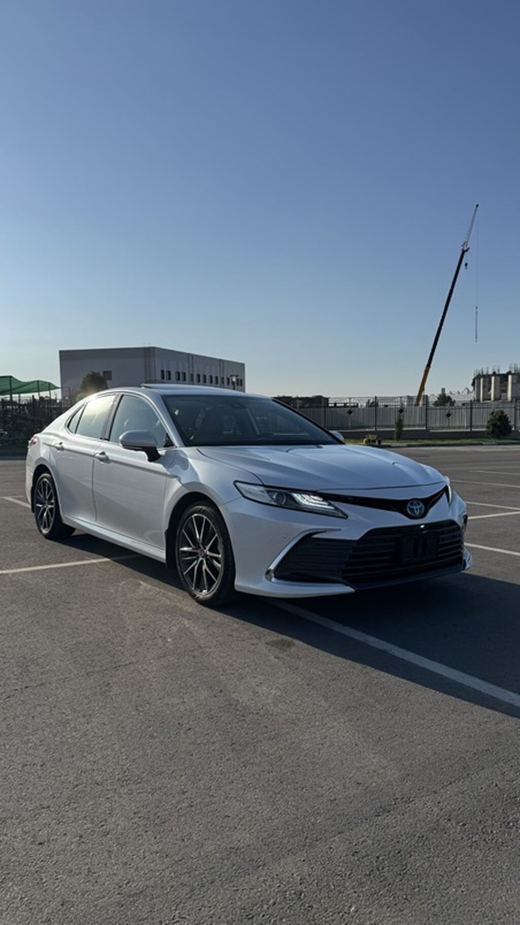 Toyota Camry: 2022 г., 2.5 л, Автомат, Бензин, Седан: фото 2