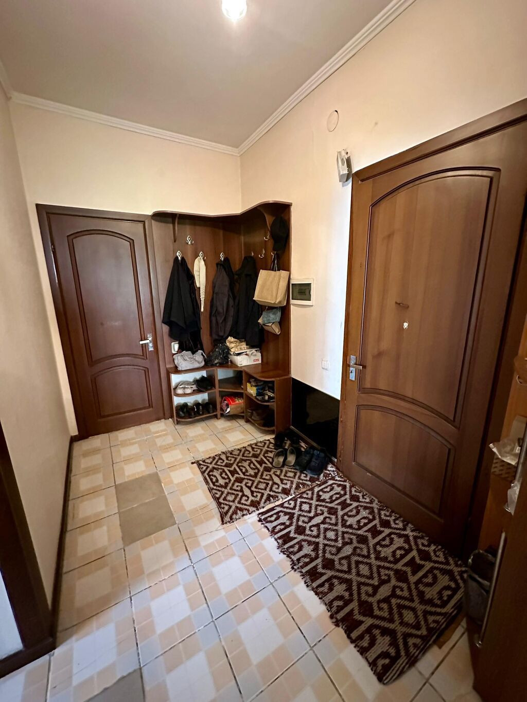 Продаю дом в центре Бишкека Ибраимова/Жибек Жолу, дом расположен по: фото 3
