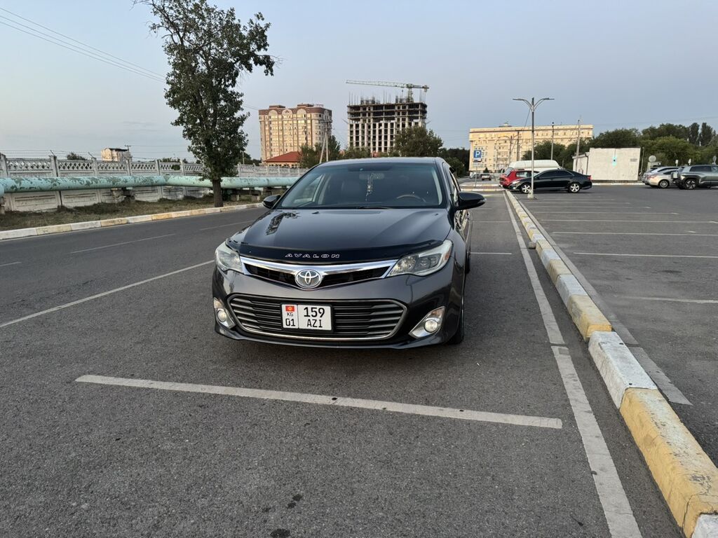 Toyota Avalon: 2013 г., 2.5 л, Вариатор, Гибрид, Седан: фото 3