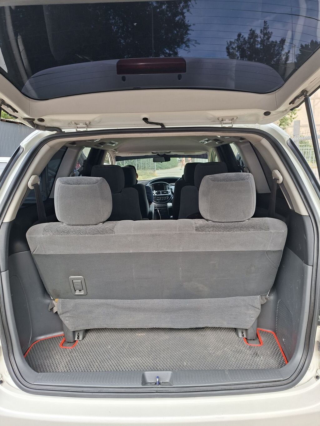 Toyota Estima: 2001 г., 3 л, Автомат, Бензин, Минивэн: фото 8