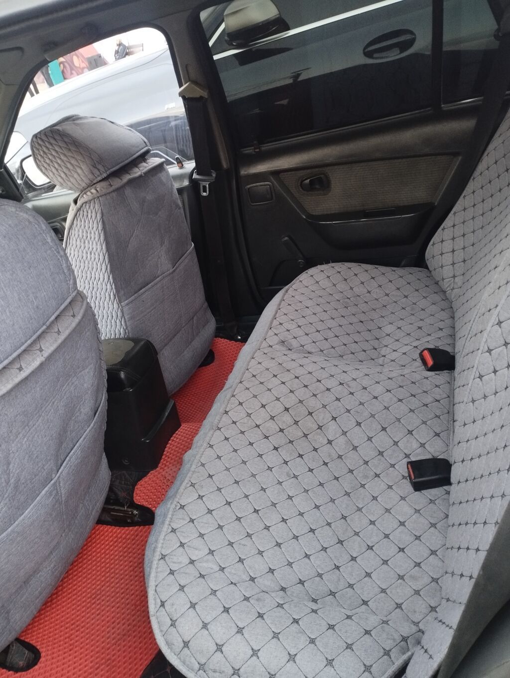 Daewoo Nexia: 2011 г., 1.5 л, Механика, Бензин, Седан: фото 5
