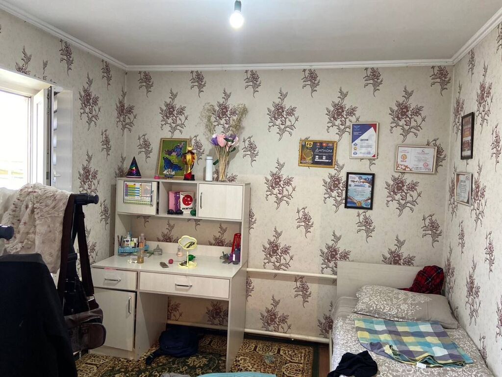 3 комнаты, 95 м², 4 соток, Бишкек, Кудайберген авторынок Собственник: фото 2