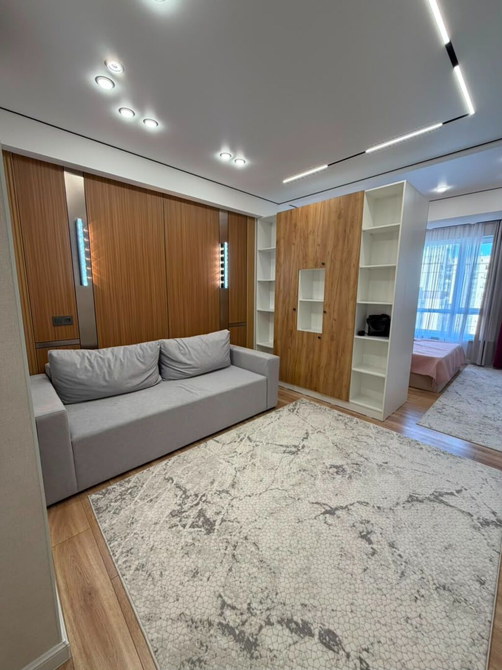 2 комнаты, 52 м², Боконбаева/Уметалиева Элитка, 8 этаж, Дизайнерский ремонт: фото 1