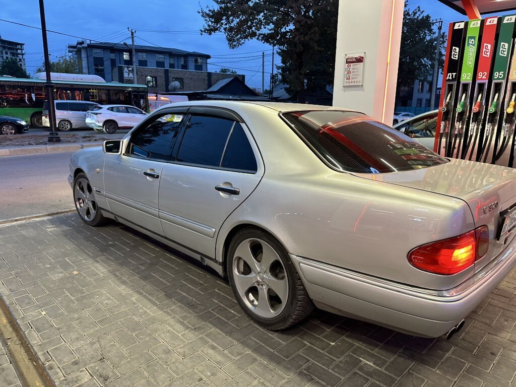 Mercedes-Benz E-Class: 1996 г., 3.2 л, Автомат, Бензин, Седан: фото 8