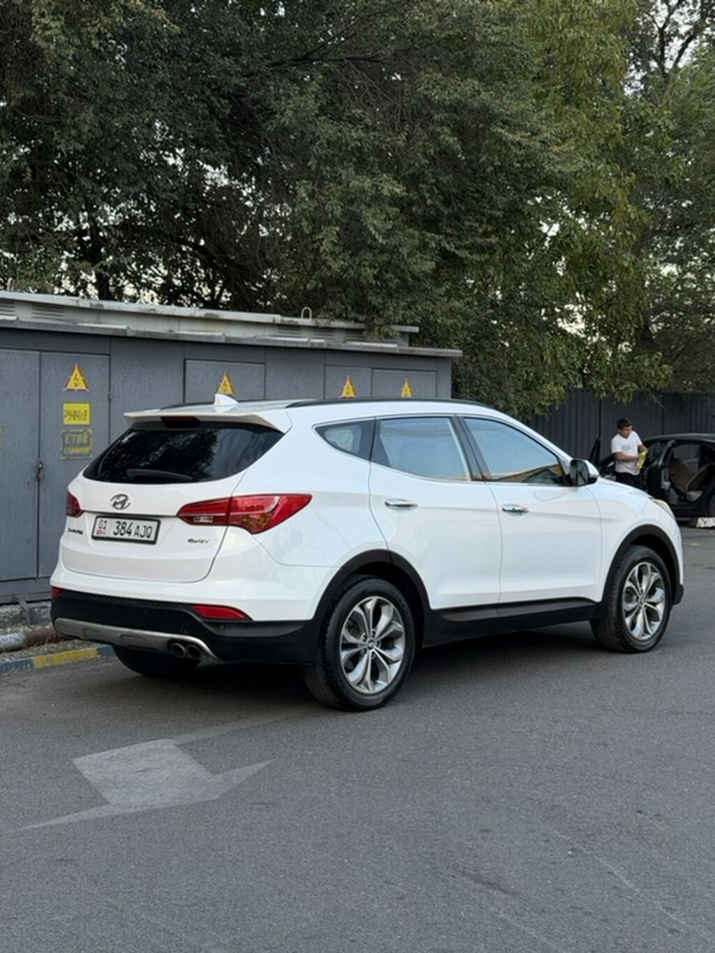 Hyundai Santa Fe: 2015 г., 2 л, Автомат, Дизель, Кроссовер: фото 4
