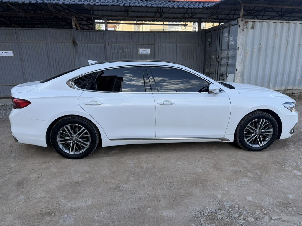 Hyundai Grandeur: 2018 г., 3 л, Автомат, Газ, Седан: фото 4