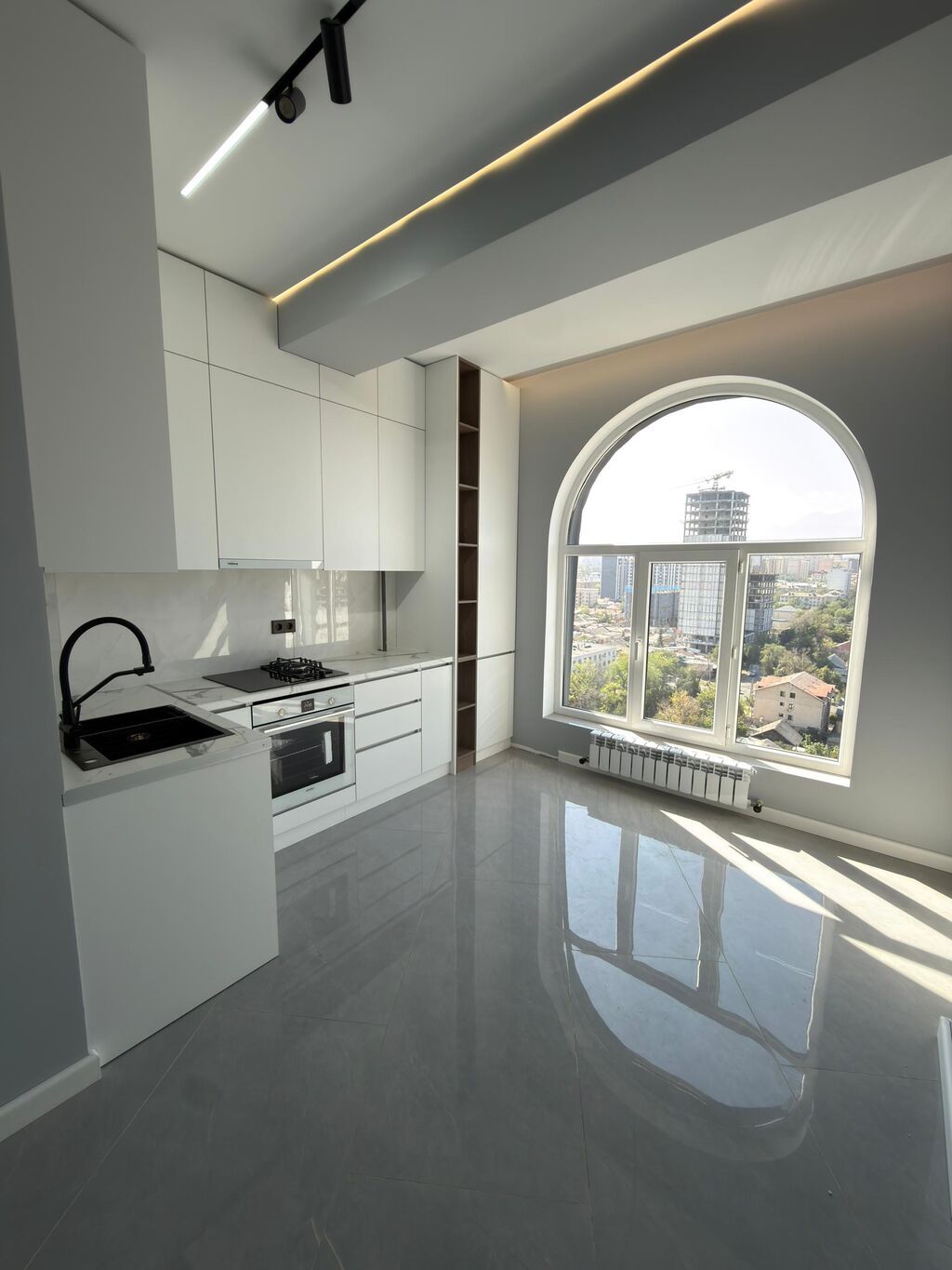 1 комната, 40 м², БГУ Элитка, 14 этаж, Дизайнерский ремонт: фото 5