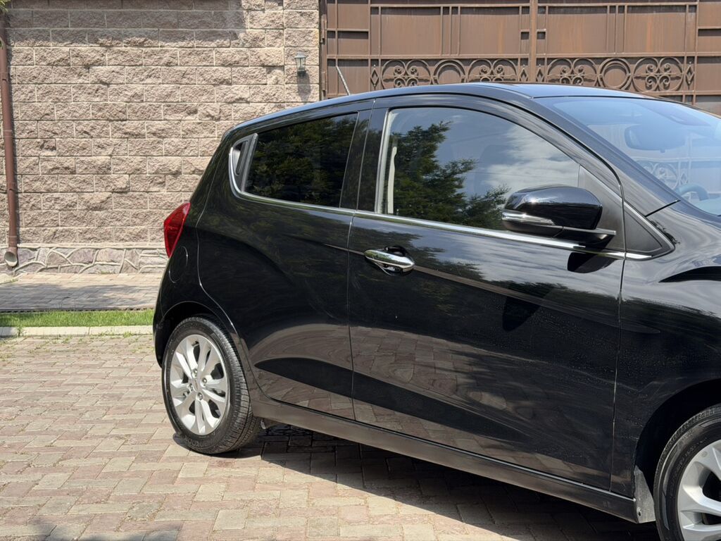 Chevrolet Spark: 2019 г., 1 л, Автомат, Бензин, Хэтчбэк: фото 4