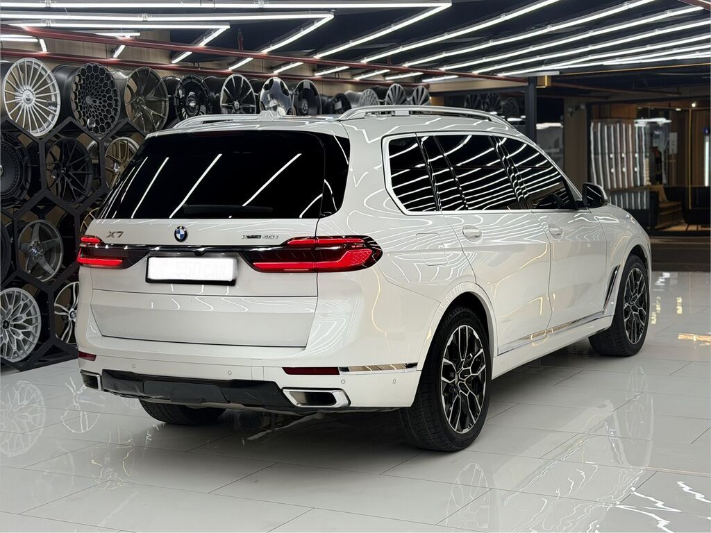 BMW X7: 2024 г., 3 л, Автомат, Бензин, Внедорожник: фото 5
