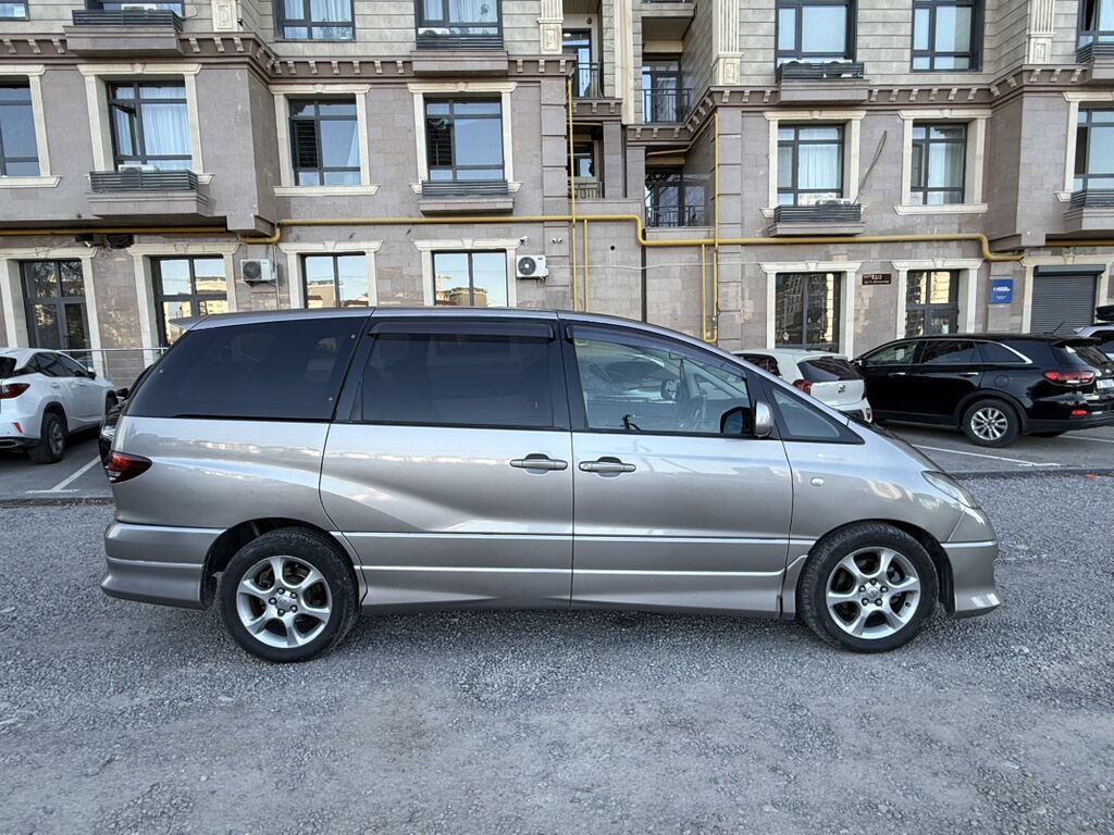 Toyota Estima: 2004 г., 3 л, Автомат, Бензин, Минивэн: фото 4