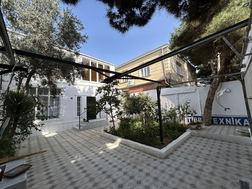 Yeni Ramanada ən prestijli yerdə, "Şamlıq" deyilən ərazidə yenicə