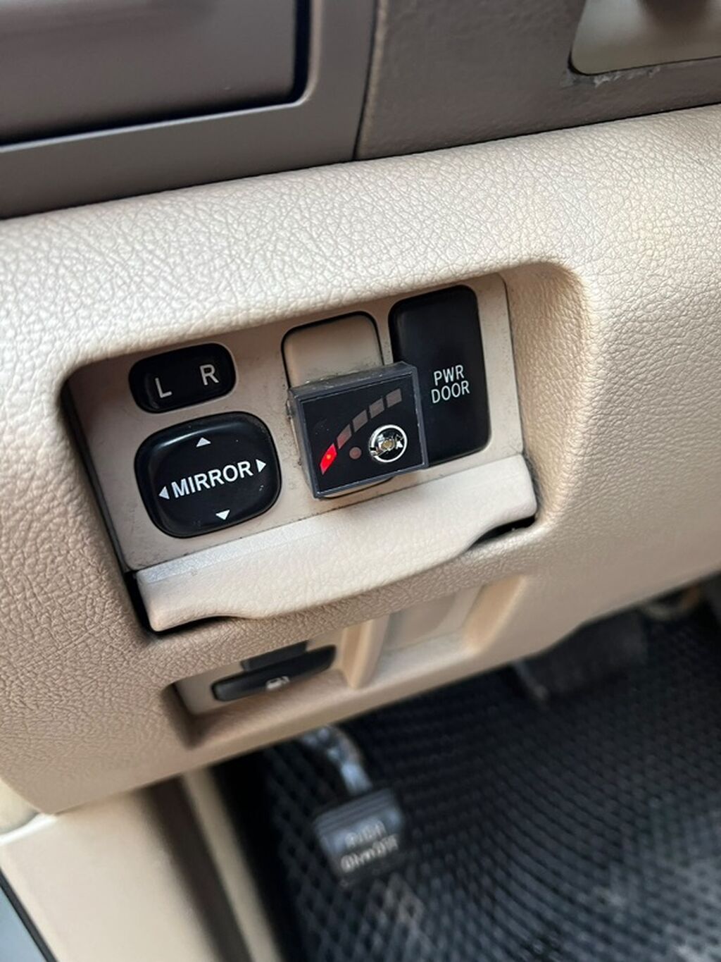 Lexus RX: 2004 г., 3.3 л, Автомат, Бензин, Кроссовер: фото 8