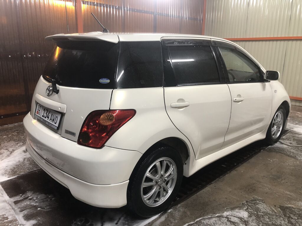 Toyota Ist: 2003 г., 1.5 л, Автомат, Бензин: фото 4