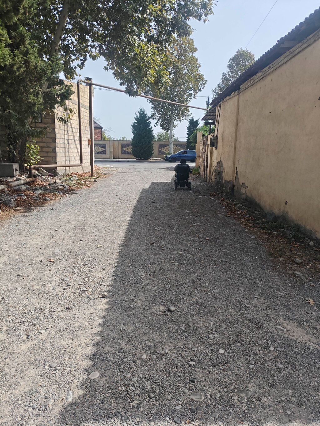 400 kv. m, 3 otaqlı, Qaz, Su, İşıq