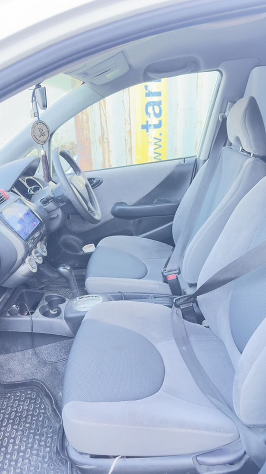 Honda Fit: 2007 г., 1.3 л, Автомат, Бензин, Хэтчбэк: фото 8