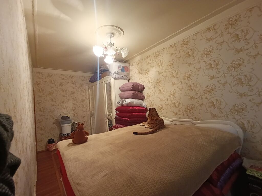 3-cü mikrorayon 3 otaqlı, 150 kv. m, Orta təmir
