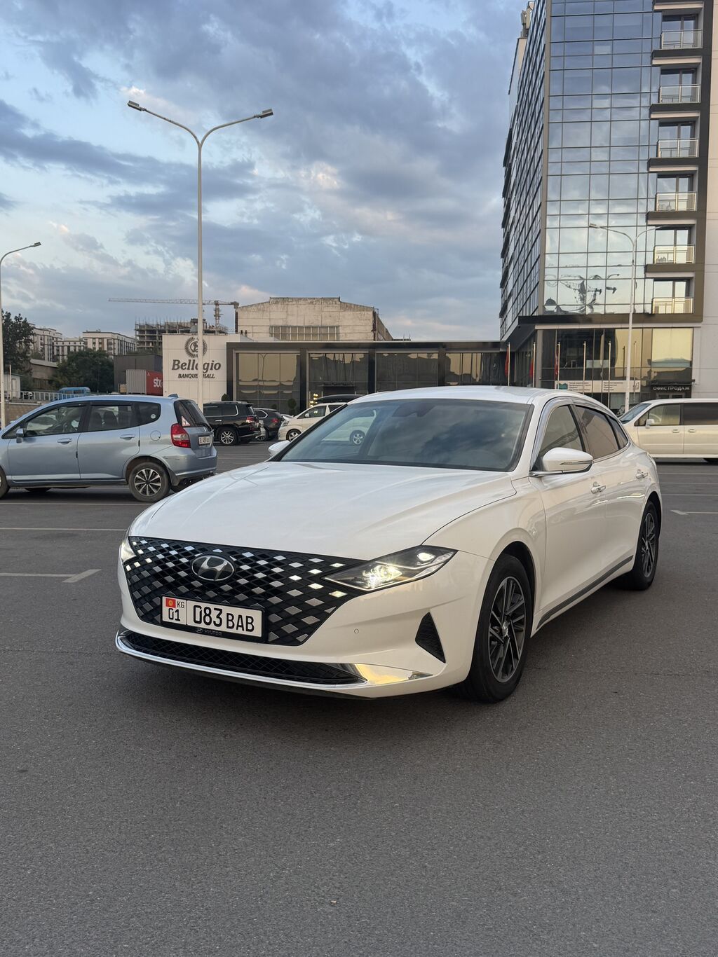 Hyundai Grandeur: 2022 г., 3 л, Автомат, Газ, Седан: фото 3