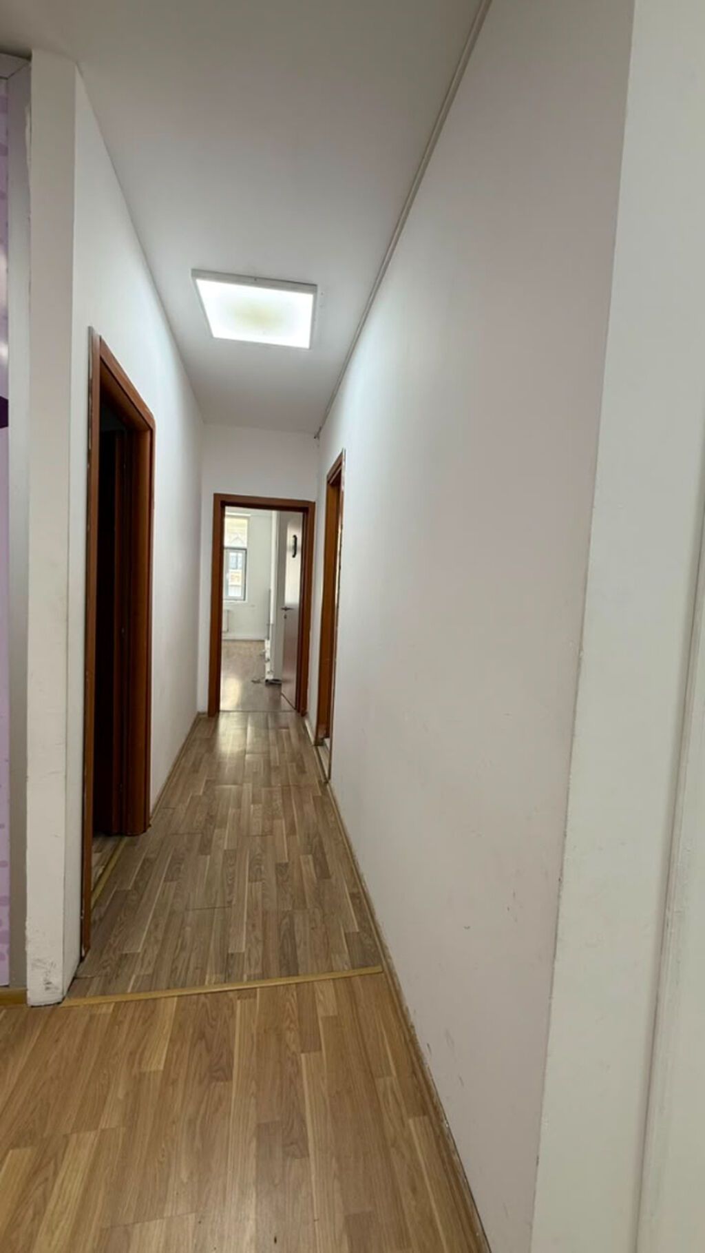 28 May metrosunun yaxınlığı, AF biznes mərkəzinin 6-cı mərtəbəsində
