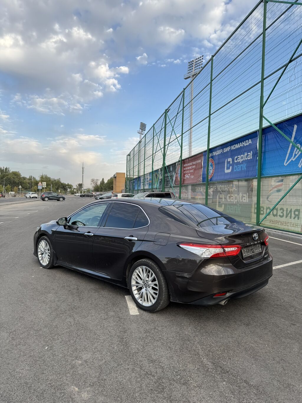 Toyota Camry: 2018 г., 2.5 л, Вариатор, Гибрид, Седан: фото 8