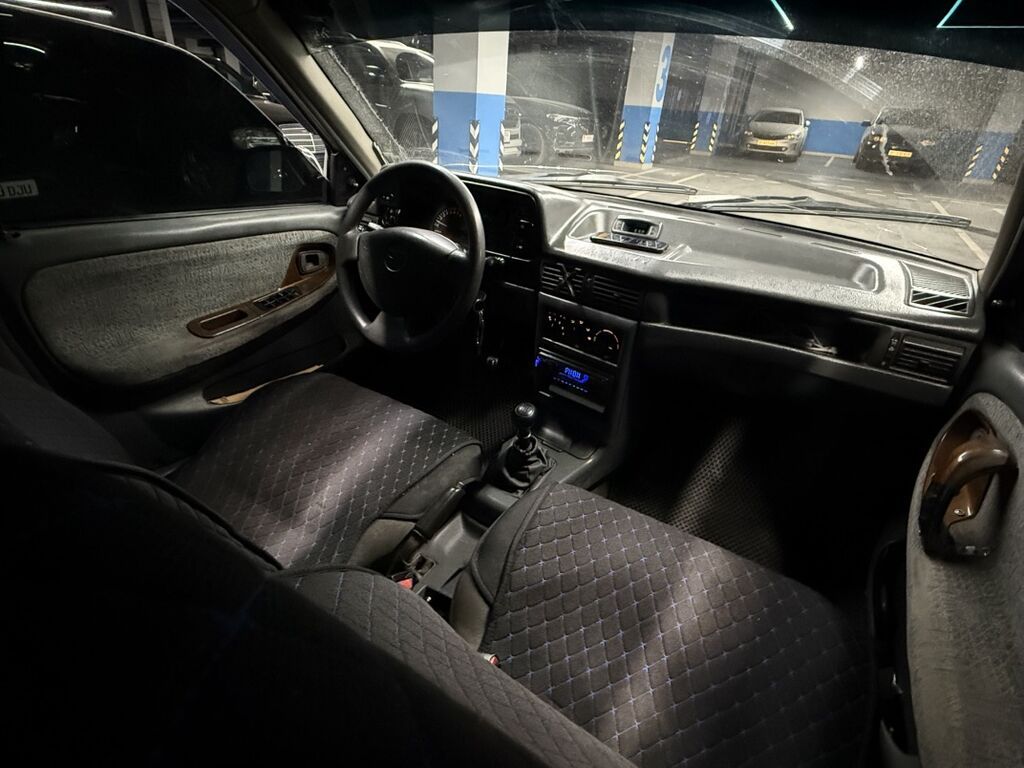 Daewoo Nexia: 2003 г., 1.5 л, Механика, Бензин, Седан: фото 5