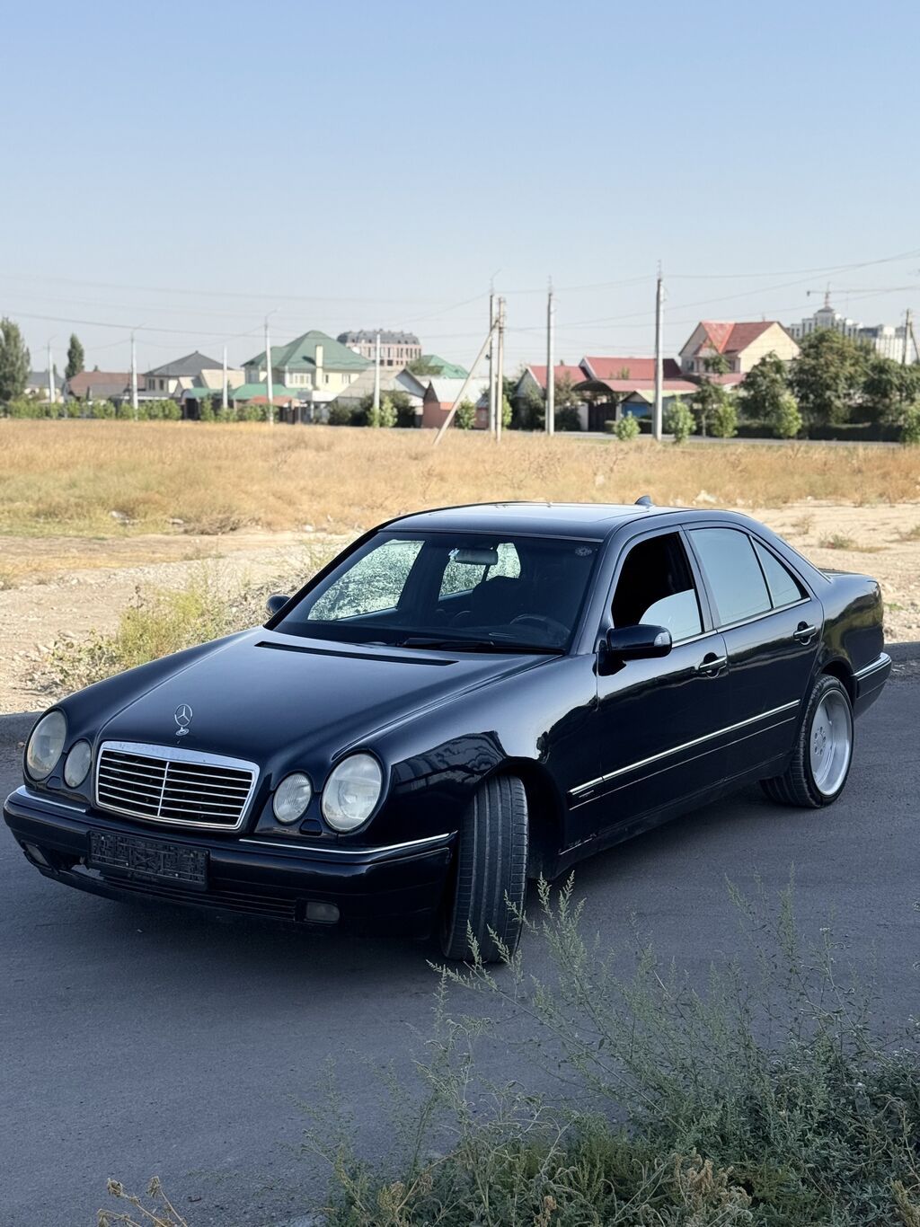 Mercedes-Benz E-Class: 1998 г., 3.2 л, Автомат, Газ, Седан: фото 2