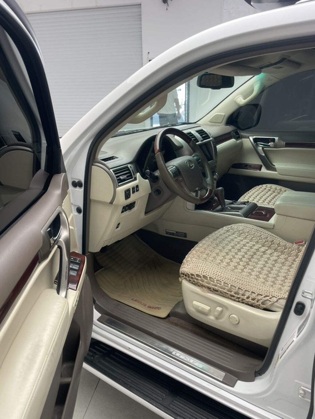 Lexus GX: 2010 г., 4.6 л, Автомат, Бензин, Внедорожник: фото 5