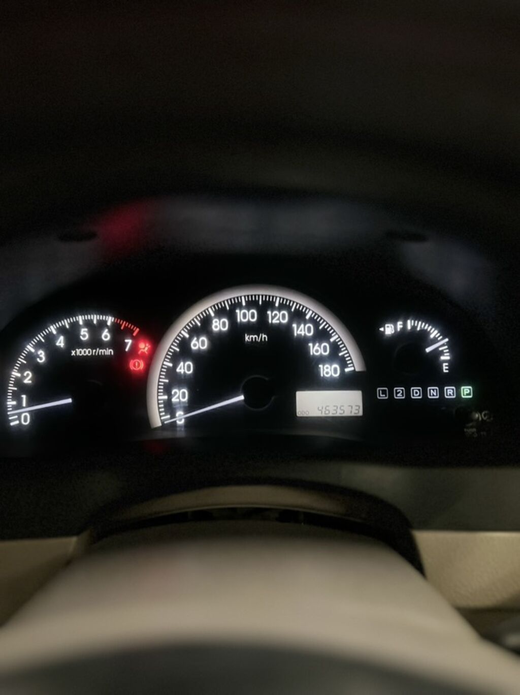 Toyota Ipsum: 2001 г., 2.4 л, Автомат, Бензин, Минивэн: фото 7