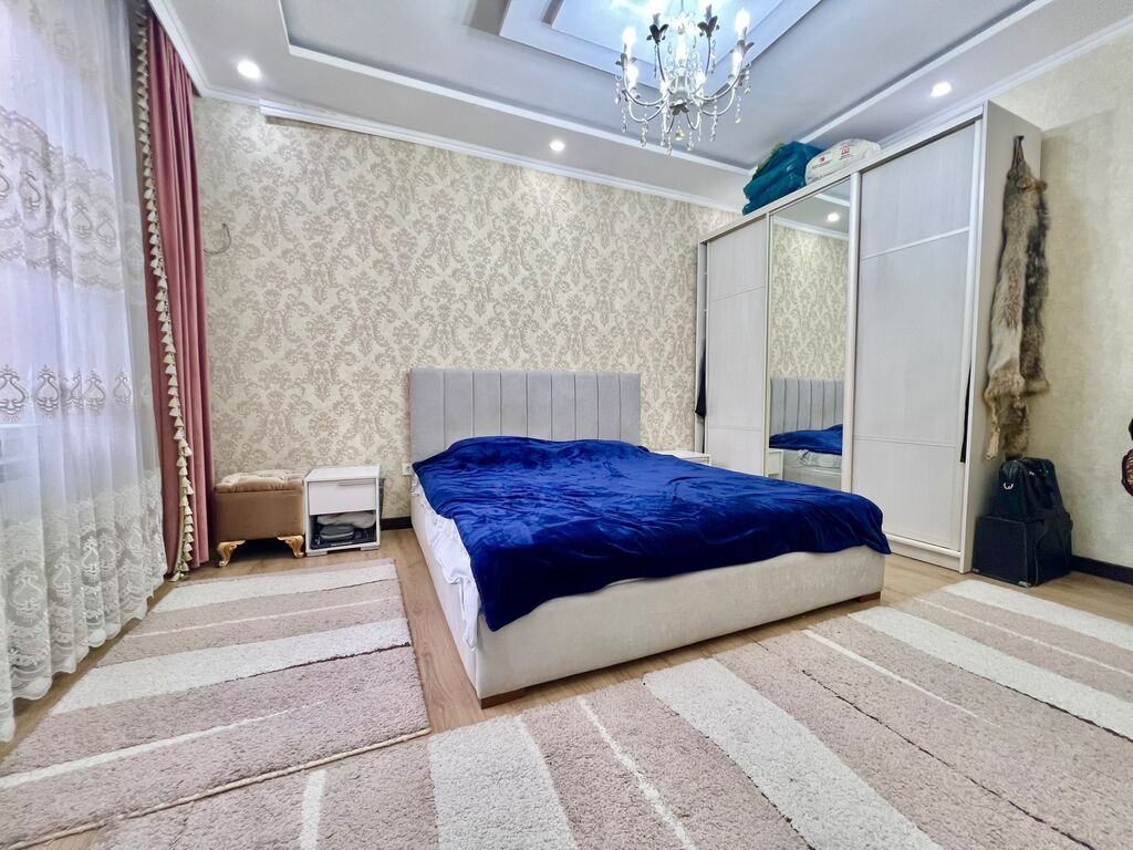 280 м², 5 комнат: фото 4