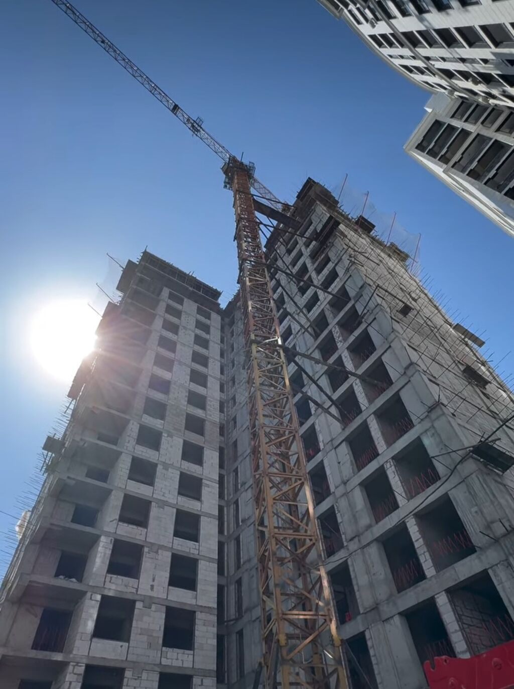 2 комнаты, 75 м², Караван ТРЦ Элитка, 2 этаж, ПСО (под самоотделку): фото 3