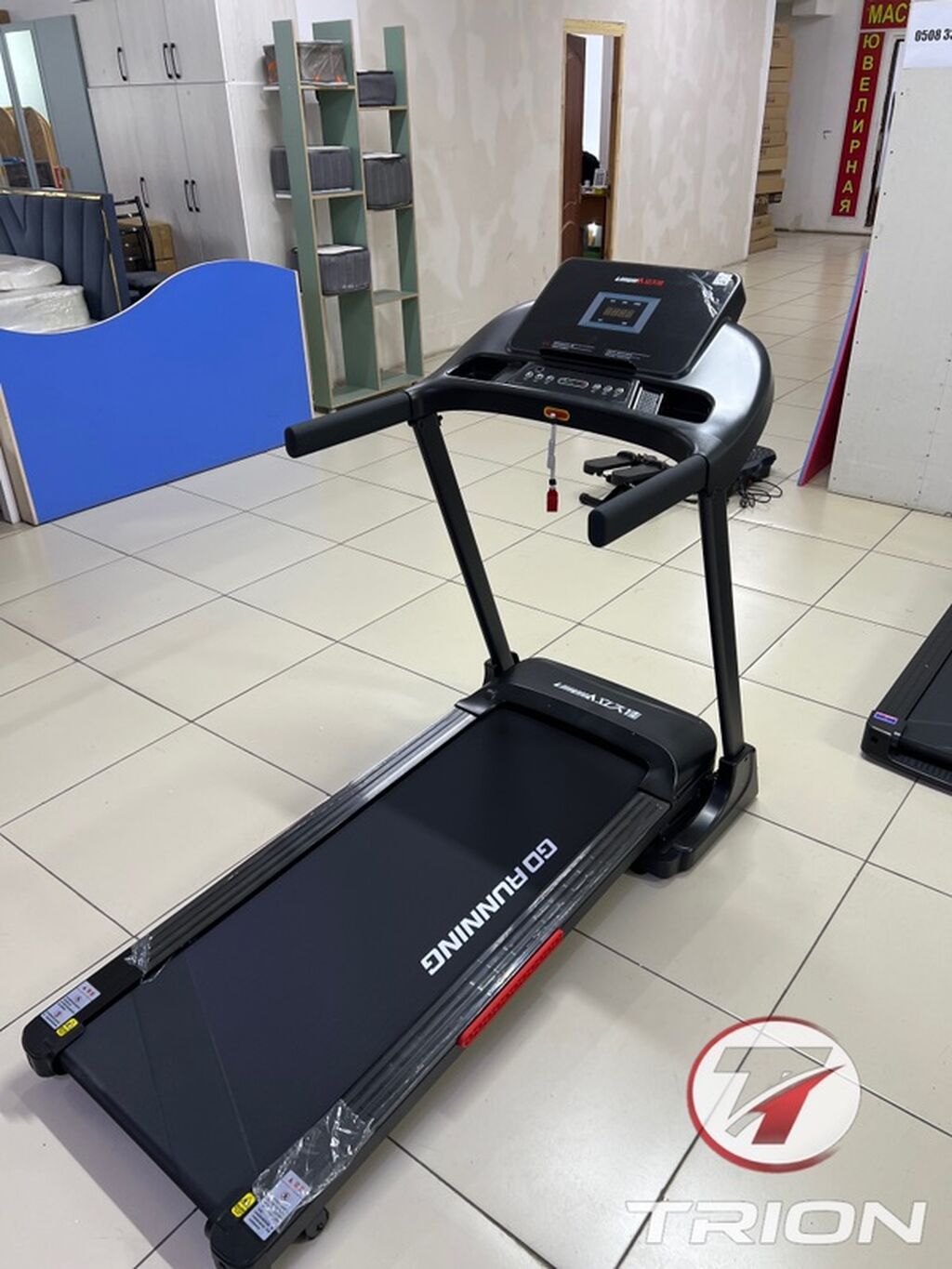 Мощная беговая дорожка для дома TRION L5000 Тип: электрическая —: фото 2