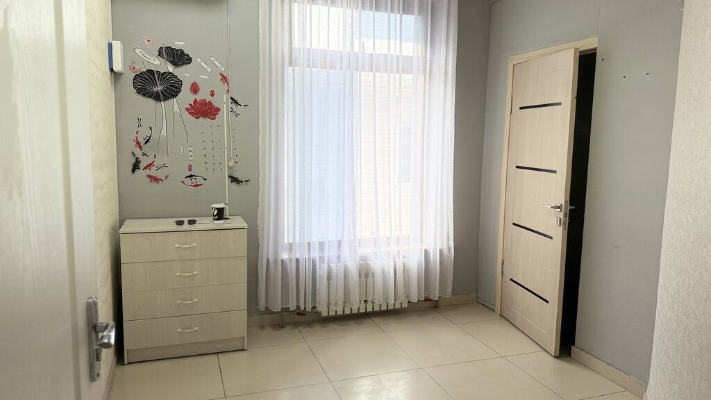 Аренда офисов, 10 м², В бизнес центре, С отдельным входом: фото 6