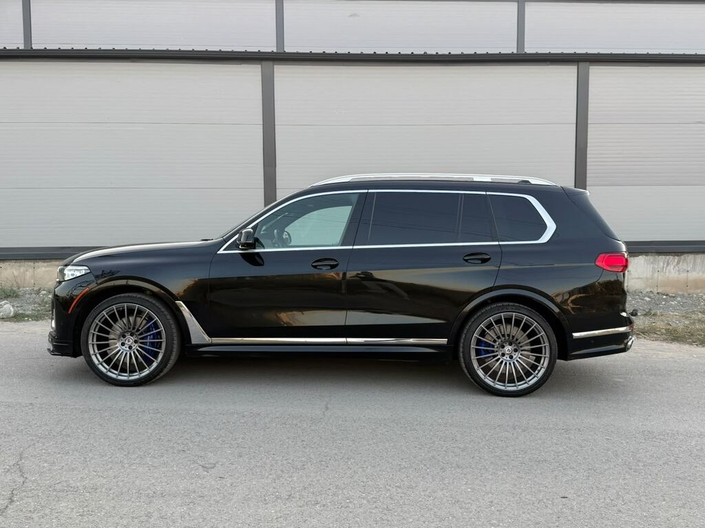 Alpina : 2021 г., 4.4 л, Автомат, Бензин, Кроссовер: фото 6