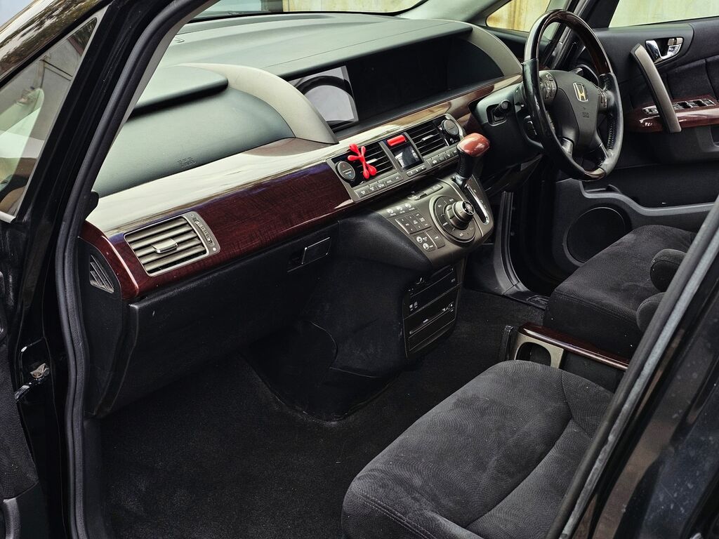 Honda Elysion: 2005 г., 3 л, Автомат, Бензин, Минивэн: фото 5