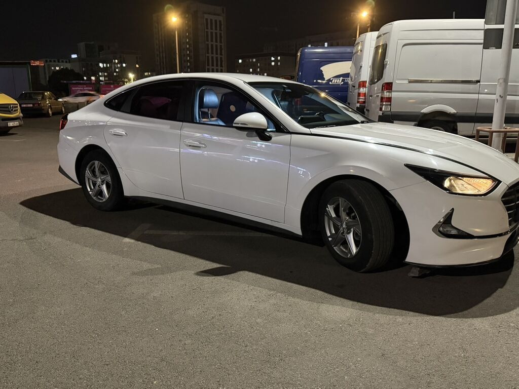 Hyundai Sonata: 2019 г., 2 л, Автомат, Бензин, Седан: фото 3