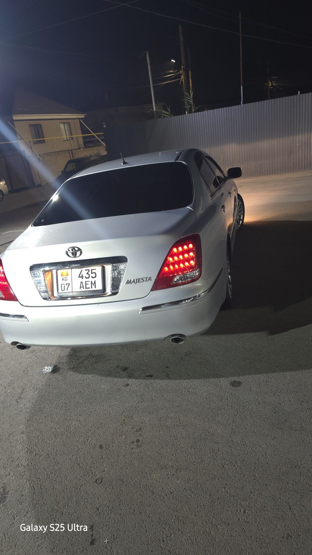 Toyota Crown Majesta: 2004 г., 4.3 л, Автомат, Газ, Седан: фото 4