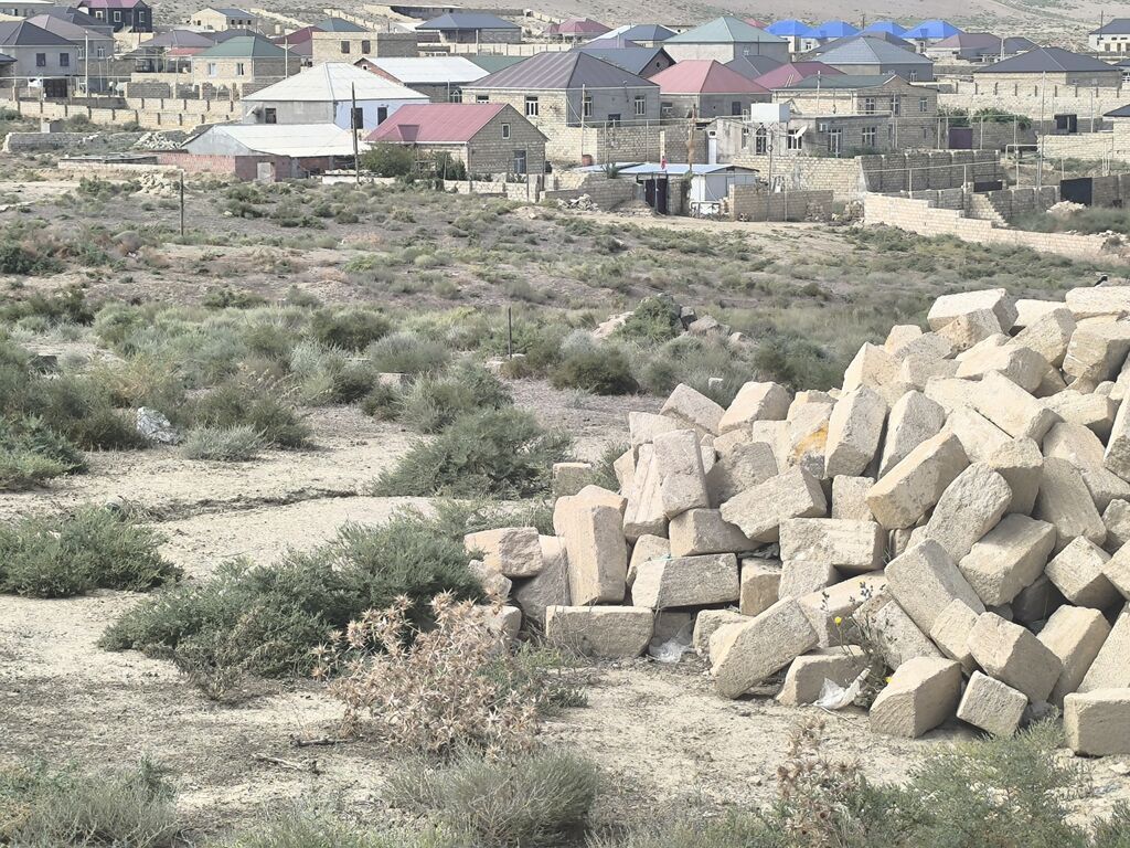 1 sot, Tikinti, Bələdiyyə