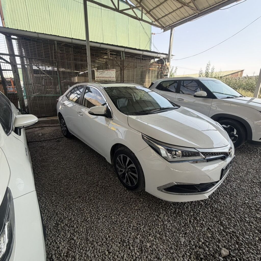 Toyota Levin: 2020 г., 1.8 л, Автомат, Гибрид, Седан: фото 2