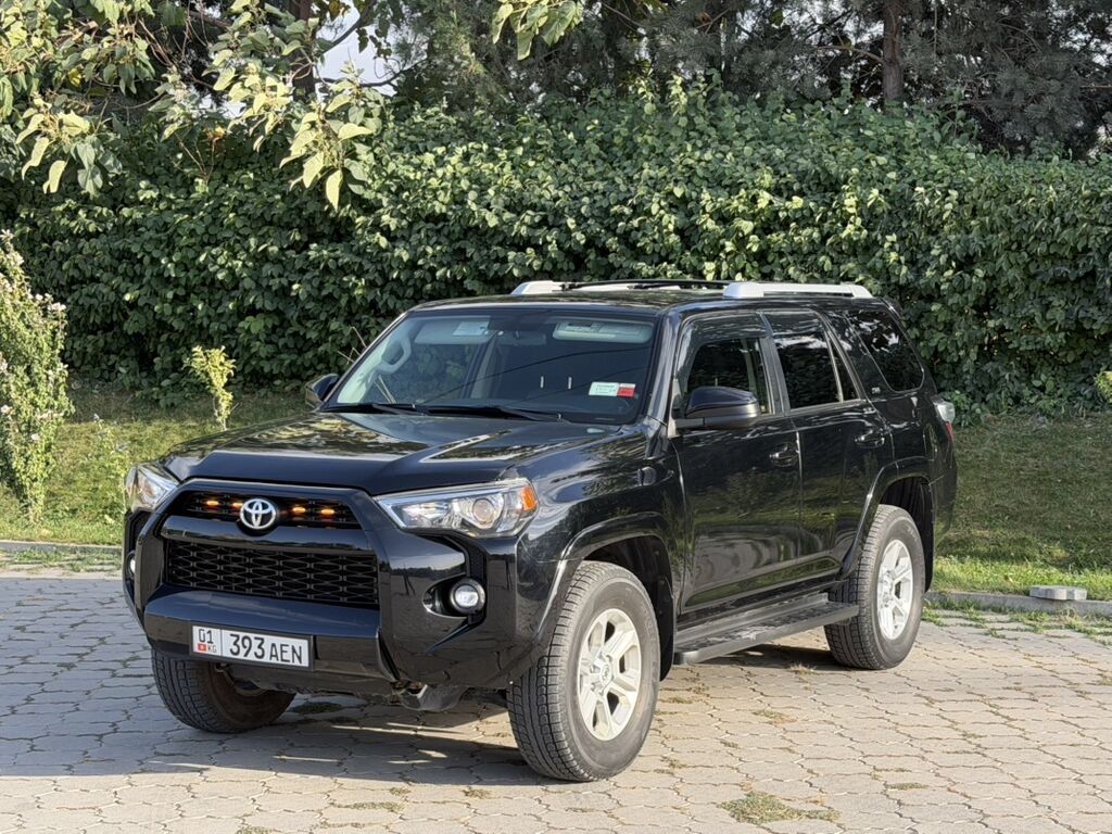Toyota 4Runner: 2018 г., 4 л, Автомат, Бензин, Внедорожник: фото 2