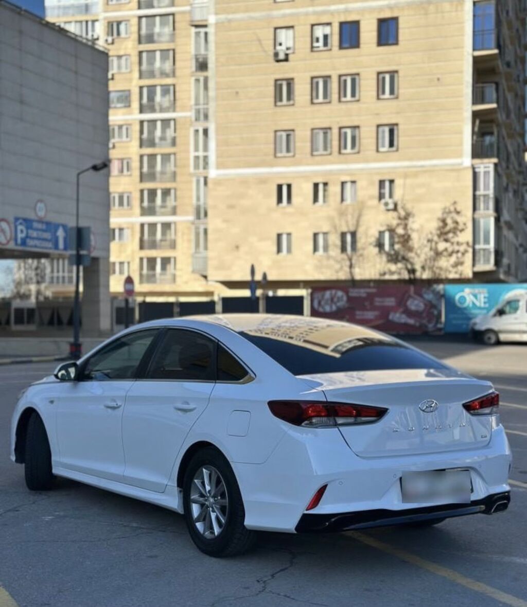 Hyundai Sonata 2018 г., 2.0 л, автомат, бензин: фото 4