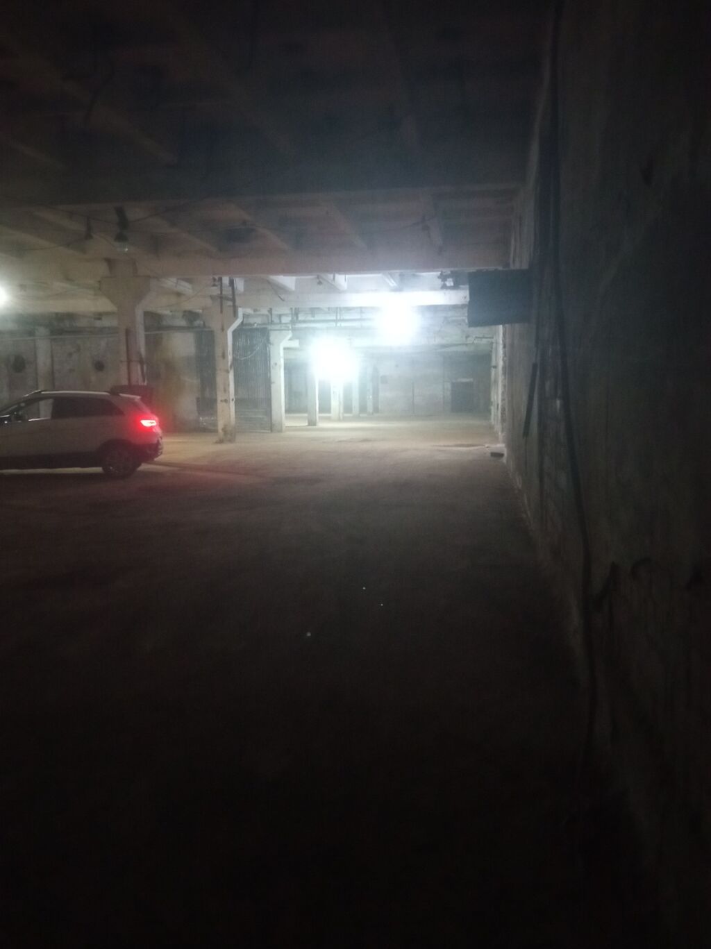 Сдаю помещение 1400кв/м, Завод ЭВМ, Городской Каток, АРЕНА. по улице