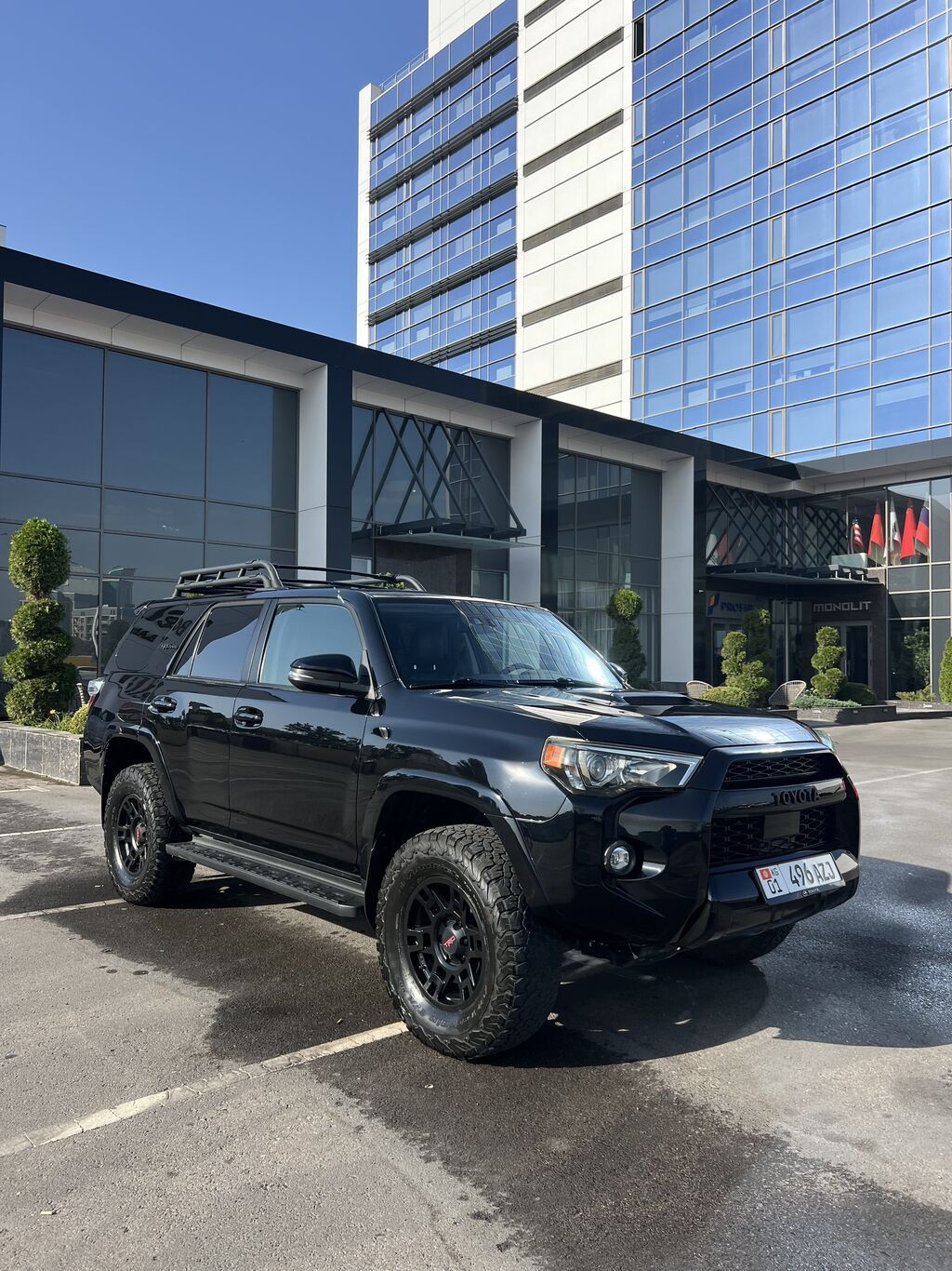 Toyota 4Runner: 2020 г., 4 л, Автомат, Бензин, Внедорожник: фото 6