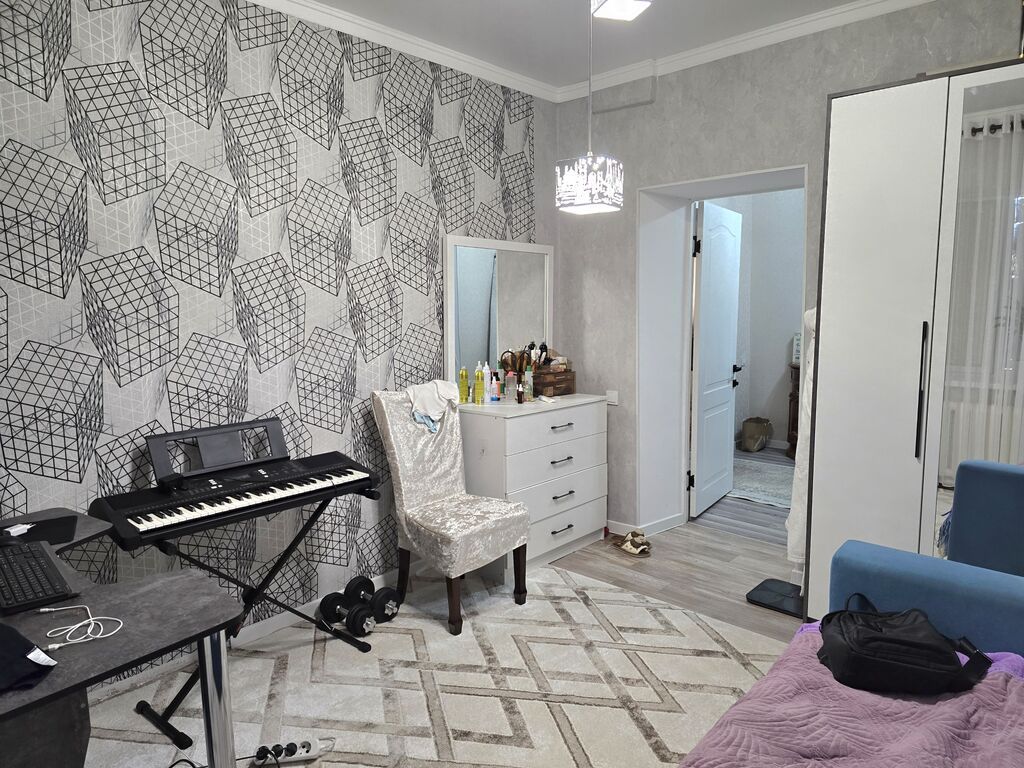 Продаётся просторный дом, с участком в 5 соток. Есть сад (посажены: фото 8