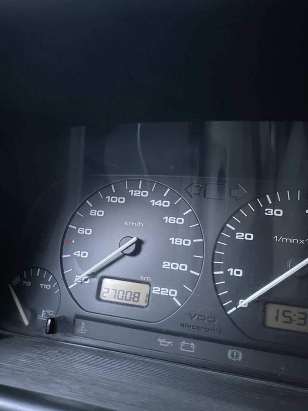 Volkswagen Vento: 1993 г., 1.8 л, Механика, Бензин, Седан: фото 7