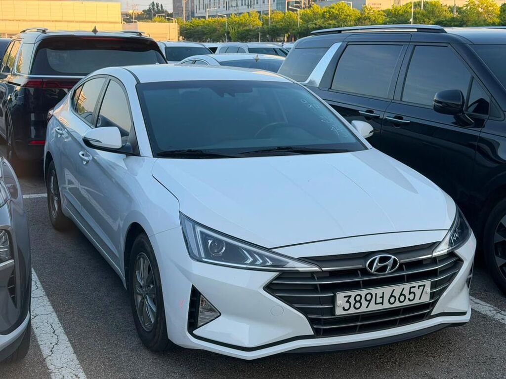 Hyundai Avante: 2019 г., 1.6 л, Автомат, Бензин, Седан: фото 3