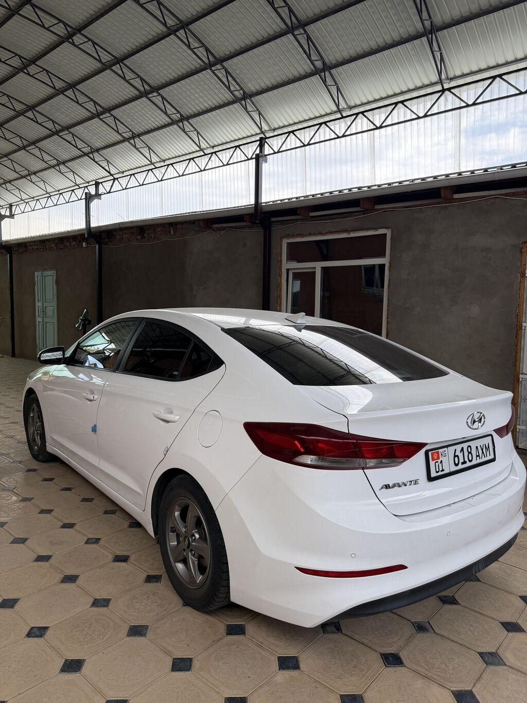 Hyundai Avante: 2018 г., 1.6 л, Автомат, Газ, Седан: фото 4