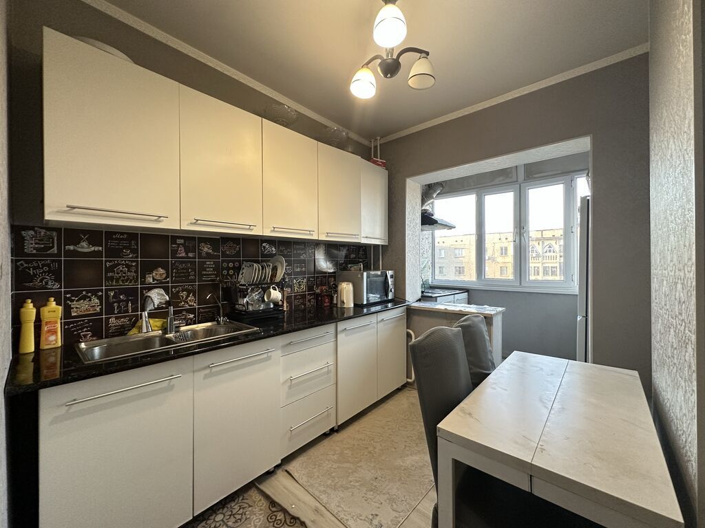 2 комнаты, 48 м², Городок строителей 105 серия, 8 этаж, Старый ремонт: фото 5