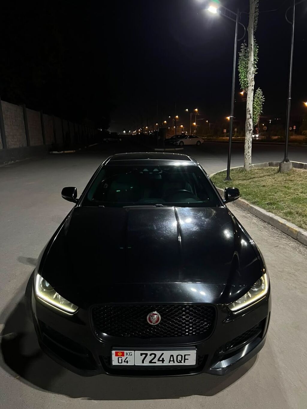 Jaguar XE: 2016 г., 2 л, Автомат, Бензин, Седан: фото 2